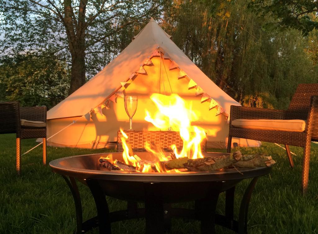 Oxford Riverside Glamping מראה חיצוני תמונה